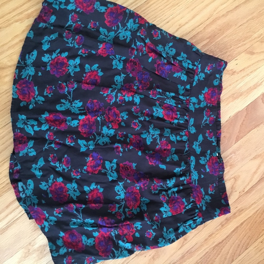 Kimchi blue floral skater skirt w pockets